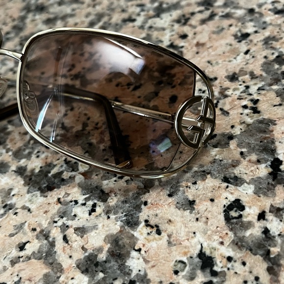 Giorgio Armani Sunglasses - Picture 2 of 6
